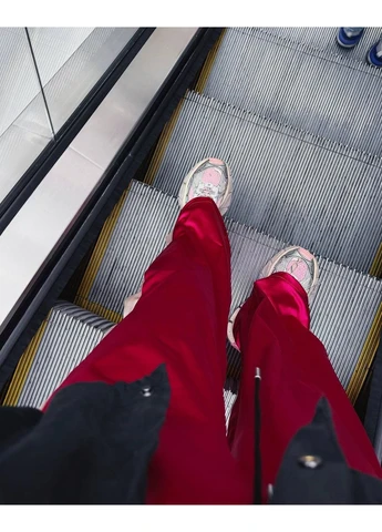 Жіночі спортивні штани з кнопками по боках спортивний сатин onesize 42-46 No Brand (398941942)