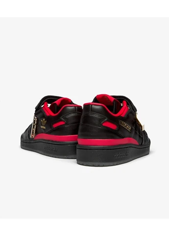 Черные кроссовки forum low x circoloco black hq3618 adidas
