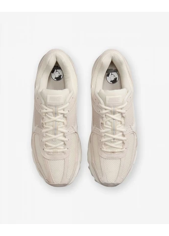 Бежеві кросівки zoom vomero 5 - ltorewoodbrn beige hf1553-100 демісезон Nike