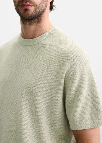 Світло-зелена футболка Zara