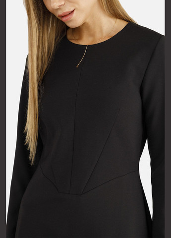 Чорна жіноча сукня кльош колір чорний цб-00259752 Yuki