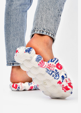 Белые шлепанцы пена женские белого цвета Let's Shop