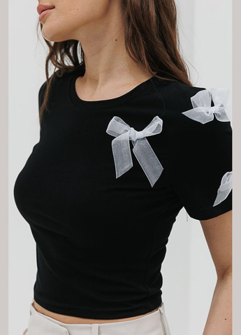 Черно-белая летняя укороченная женская футболка Arjen