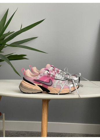 Кросівки жіночі Nike V2K Runtekk Pink Silver | Найк В2К Рантекк рожеві No Brand рожеві демісезони (357207874)