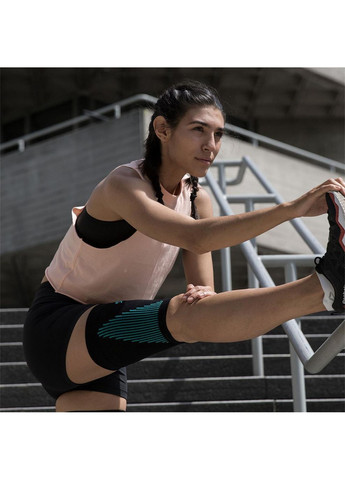 Компресійні рукава до стегна Knitted Compression Thigh Sleeve чорний Уні Reebok (333957186)