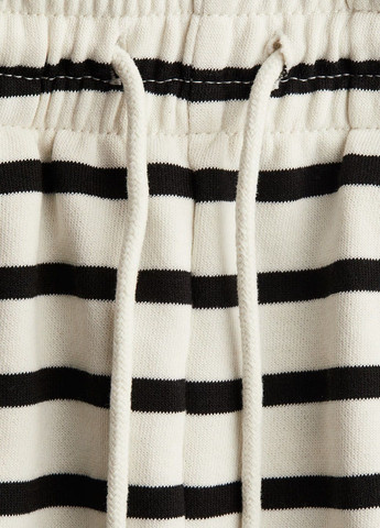 Шорти H&M (337335425)