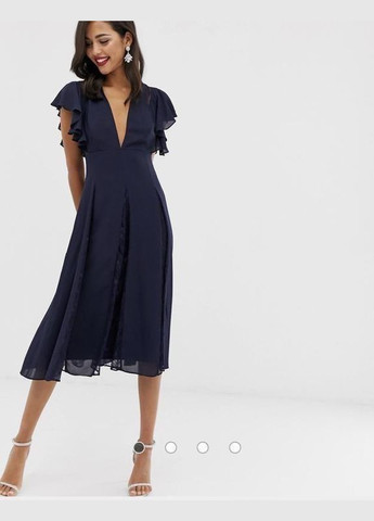 Синя коктейльна, кежуал сукня міді з мереживними вставками Asos