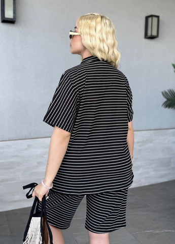 Костюм жіночий літній оверсайз в смужку з трикотажу (футболка + шорти) No Brand (336965526)