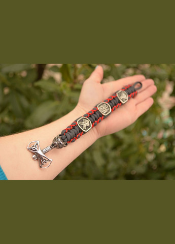 Браслет с молотом Волк и рунами из паракорда и латуни меляра ручного литья под заказ + брелок в подарок No Brand (341738992)