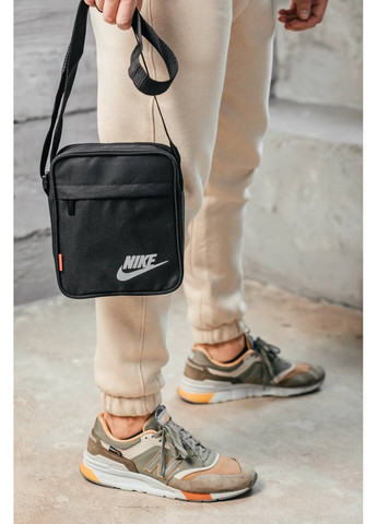 Барсетка - мессенджер Черная Nike (373296958)