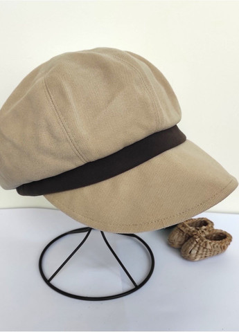 Женская Оверсайз Кепка Элегантная Классическая Осенняя Шляпа с Широкими Полями и Декором No Brand жіноча кепка з широким козирком (364301684)