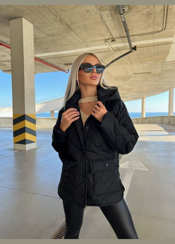 Чорна демісезонна стильна куртка з плащівки на утеплювачі: силікон 200+підкладка, куртка на кнопках та з капюшоном у чорному кольорі No Brand 1039-2