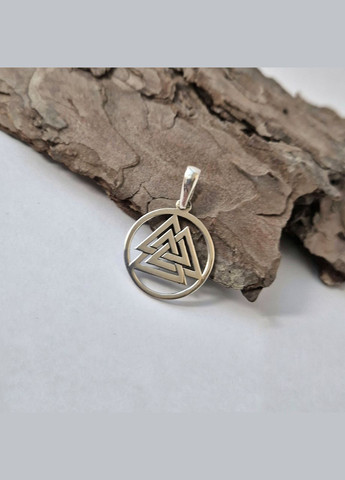 Срібна підвіска оберіг амулет Валькнут срібло 925 проби (АРТ.93609) 1.90г No Brand (323223229)