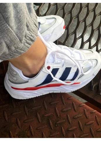 Белые демисезонные кроссовки мужские adidas niteball white blue red адидас найтбол белые No Brand