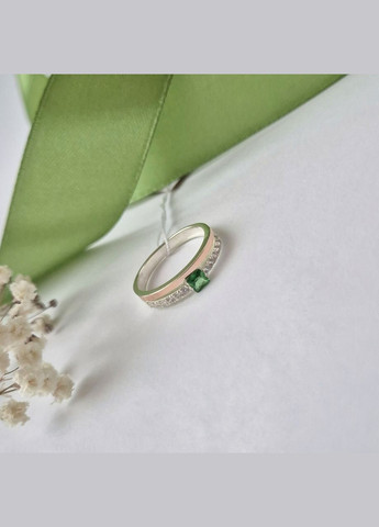 Срібна каблучка із золотою пластиною з Зеленим каменем розмір срібло 925 проби 519к 2.08г No Brand (326602733)
