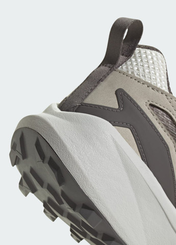 Білі Літні кросівки kantai trail adidas