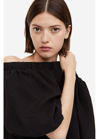 Чёрная блуза из вискозы H&M