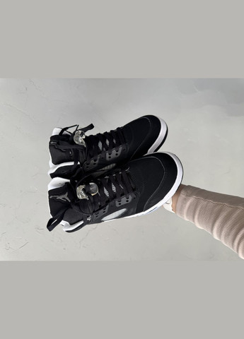 Черные демисезонные кроссовки мужские nike air jordan 5 retro moonlight black white | найк аир джордан 5 ретро черные белые No Brand