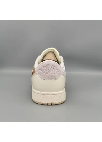 КРОСІВКИ ЖІНОЧІ NIKE AIR JORDAN 1 LOW OG CUSTOM LIGHT KHAKI WHITE НАЙК АІР ДЖОРДАН БІЛІ No Brand білі демісезони (391956497)