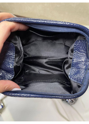 Шкіряна жіноча косметичка синя No Brand (371653324)