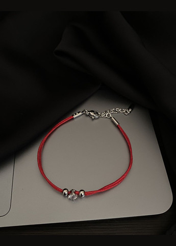 Минималистичный браслет с красной нитью замок карабин 33829 No Brand (346058452)