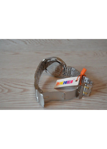 Мужские наручные часы 9193 Дракон (Серебристый с черным) Skmei (314483128)