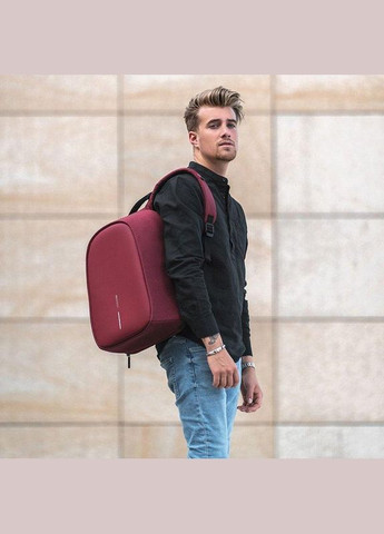 Городской рюкзак Анти-злодей Bobby Hero Regular Red 18л (P705.294) XD Design (322206857)