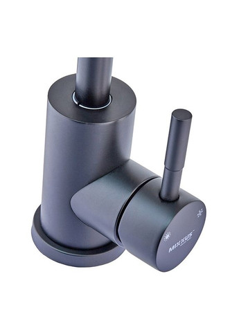 Смеситель для кухни SOK-011 с рефлективным изливом (MI6016), черный матовый, однорычажный, гибкий Mixxus (334003173)