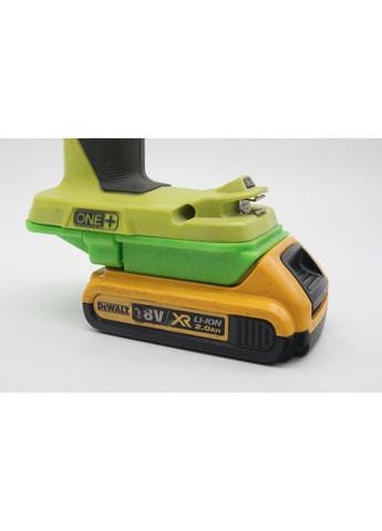 Переходник из аккумулятора Dewalt на инструмент Ryobi No Brand (365797468)