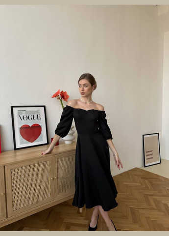 Чорна жіноча сукня Украина