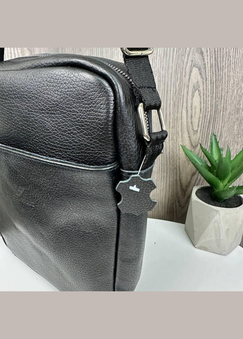 Мужская кожаная сумка-планшетка стиль Armani с тиснением черная No Brand (334730178)