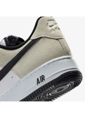 Комбіновані кросівки чоловічі air force 1 07 lv8 white/beige ib6388-100 42 ib6388-100 всесезон Nike