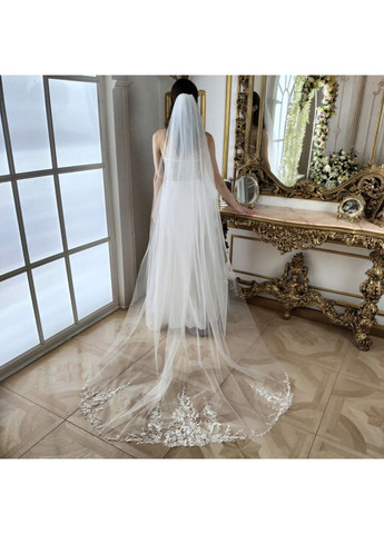 Длинная свадебная фата с вышивкой внизу 3 м, Айвори. No Brand (369162912)