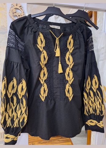 Чёрная женская вышитая рубашка с колосьями и кружевом. ESQ (324560168)
