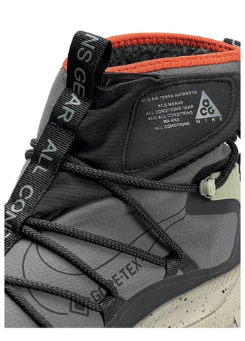 Оливковые (хаки) зимние кроссовки No Brand