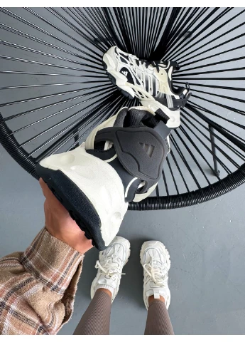 Білі Осінні кросівки чоловічі і жіночі adidas Vento XLG Deluxe White Grey Black | Адідас Венто