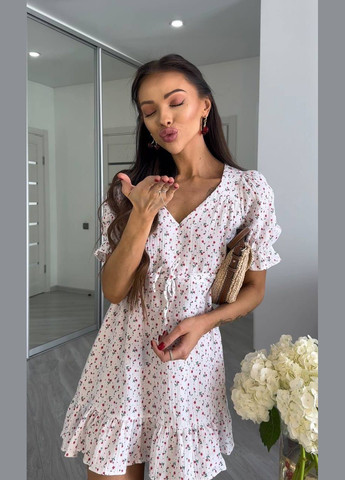 Белое повседневный платье клеш Garna с цветочным принтом