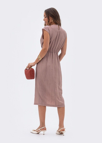 Пудровое кэжуал платье-миди пудрового цвета с завязками на талии Dressa однотонное
