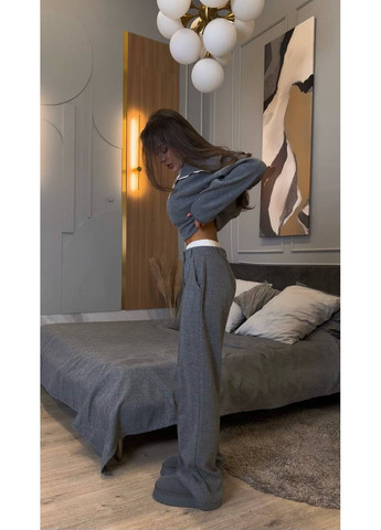 Женский костюм с кроп-свитшотом и прямыми брюками. Україна (361071268)