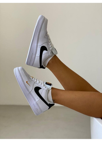 Чорні Осінні кросівки чоловічі nike air force 1 white black gold найк аір форс 1 преміум No Brand