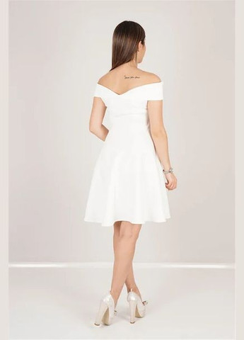 Молочна коктейльна сукня бебі долл Trendyol однотонна