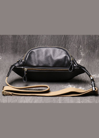 Чоловіча шкіряна сумка бананка на груди. No Brand (346078198)