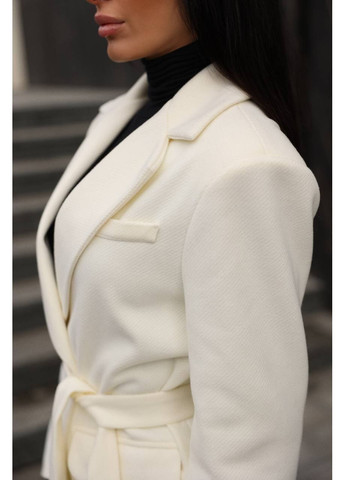 Молочное демисезонное Женский пиджак-пальто однобортное Avanti