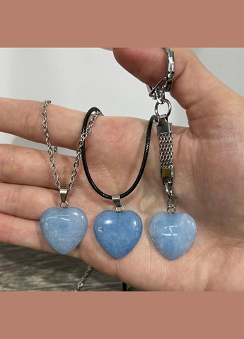 Кулон з натуральним каменем Блакитний Аквамарин у формі серця на шнурку у подарунковій коробочці No Brand (331291768)