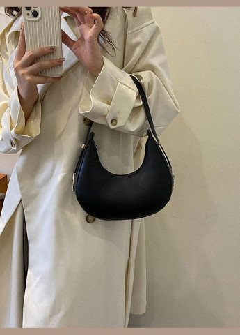 Жіноча сумка 1447 багет чорна No Brand (290665295)