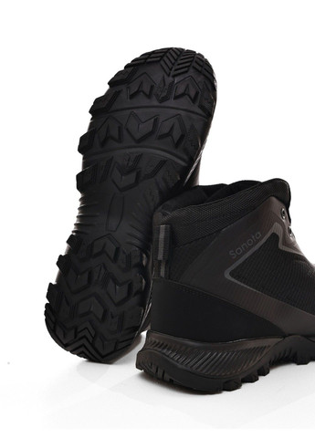 Чорні кросівки чоловічі SANOTA