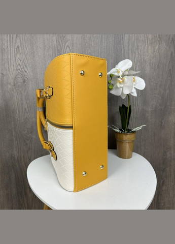 Жіноча сумка на плече трапецієподібна з екошкіри з геометричним візерунком чорно-біла (sku_612Ж) No Brand (330575537)