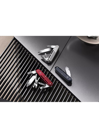 Складной нож Synergy X Alox 93 mm red 0.8226.20 Victorinox (366467687)