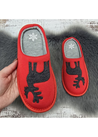 Красные тапочки женские красные текстильные с оленями на тонкой подошве Jomix
