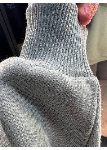 Оливковий світшот жіночий 24-03 оверсайз подовжений напис вишивка попереду утеплений оливковий PEPPER MINT (312551267)